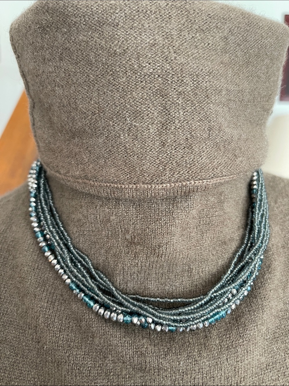 Premier Designs Seaside multi-strand necklace #30946 1140/EP